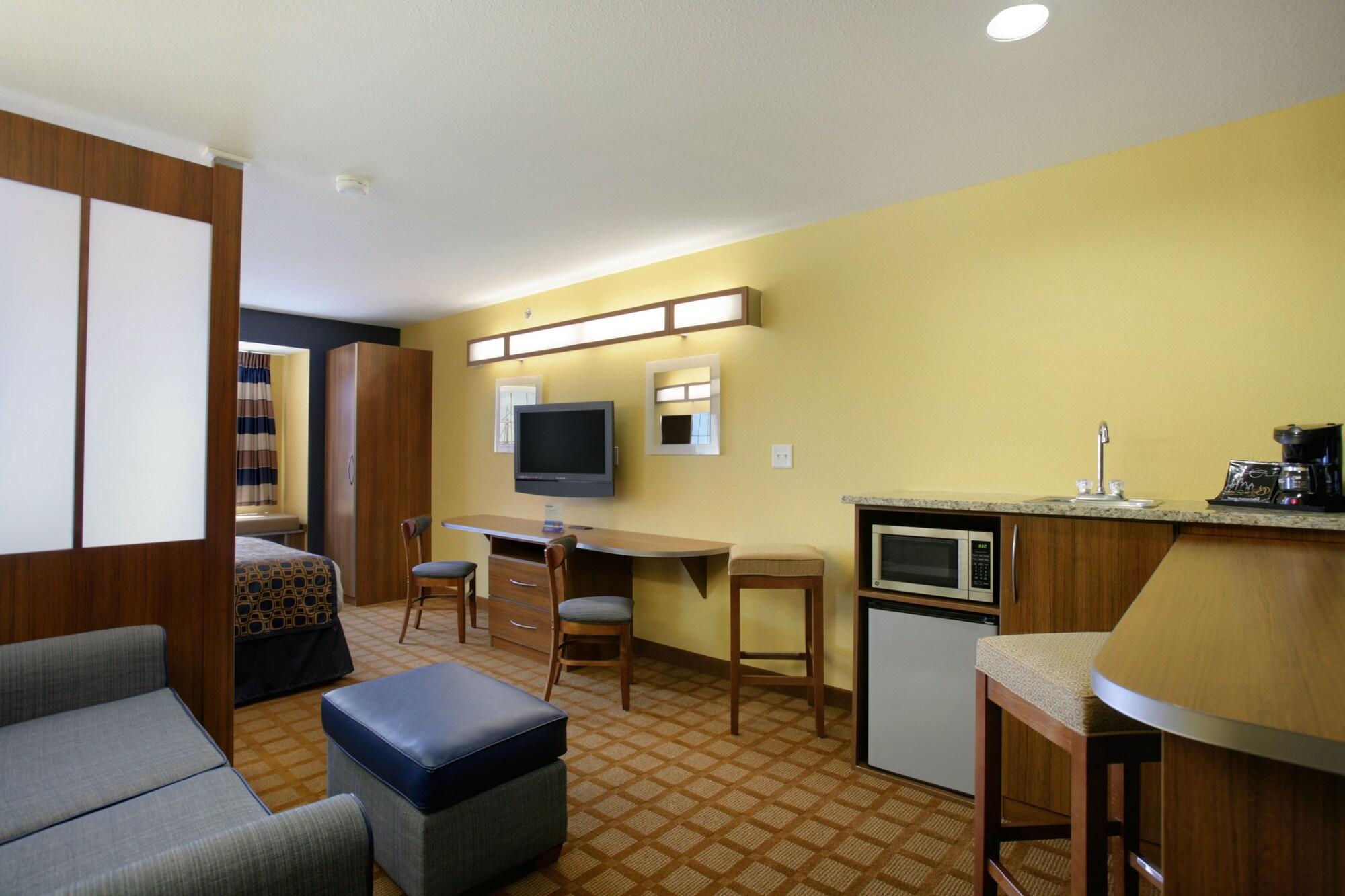 Microtel Inn & Suites - Kearney Quarto foto